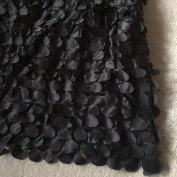 Frilly skirt! - Picture 2 of 6